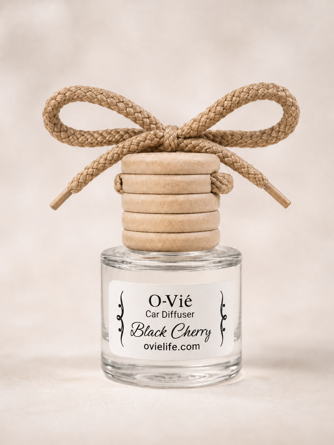 Black Cherry O-Vié Car Diffuser · O-Vié